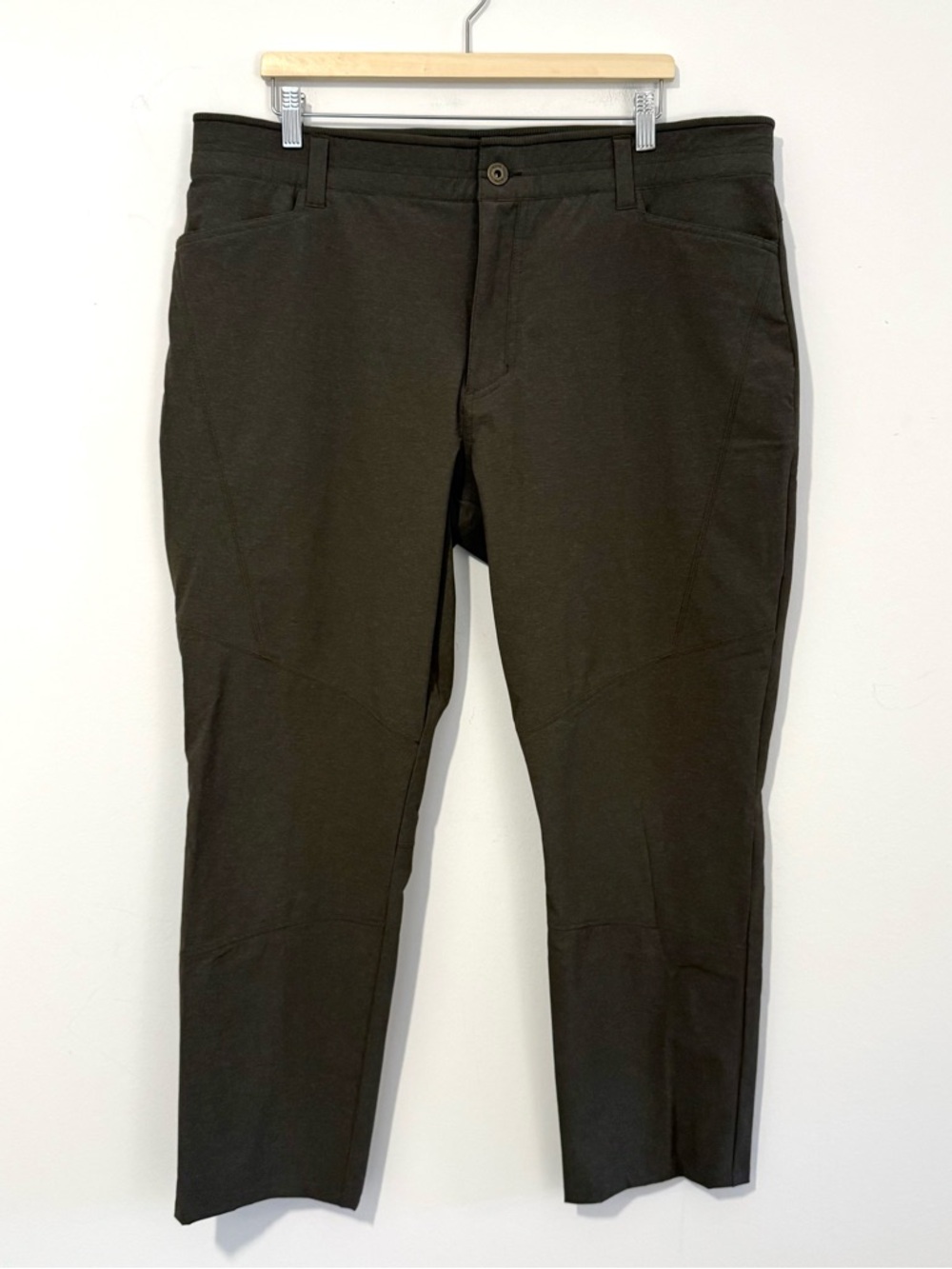 KÜHL Men’s Lightweight Outdoor Deceptr Pants $99 MSRP – 40 x 32